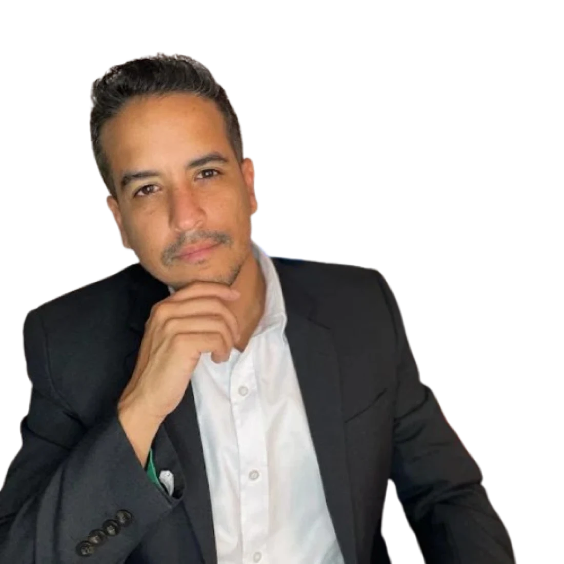 Retrato profesional de Juan Carlos Cadavid Ruiz en su espacio de trabajo
